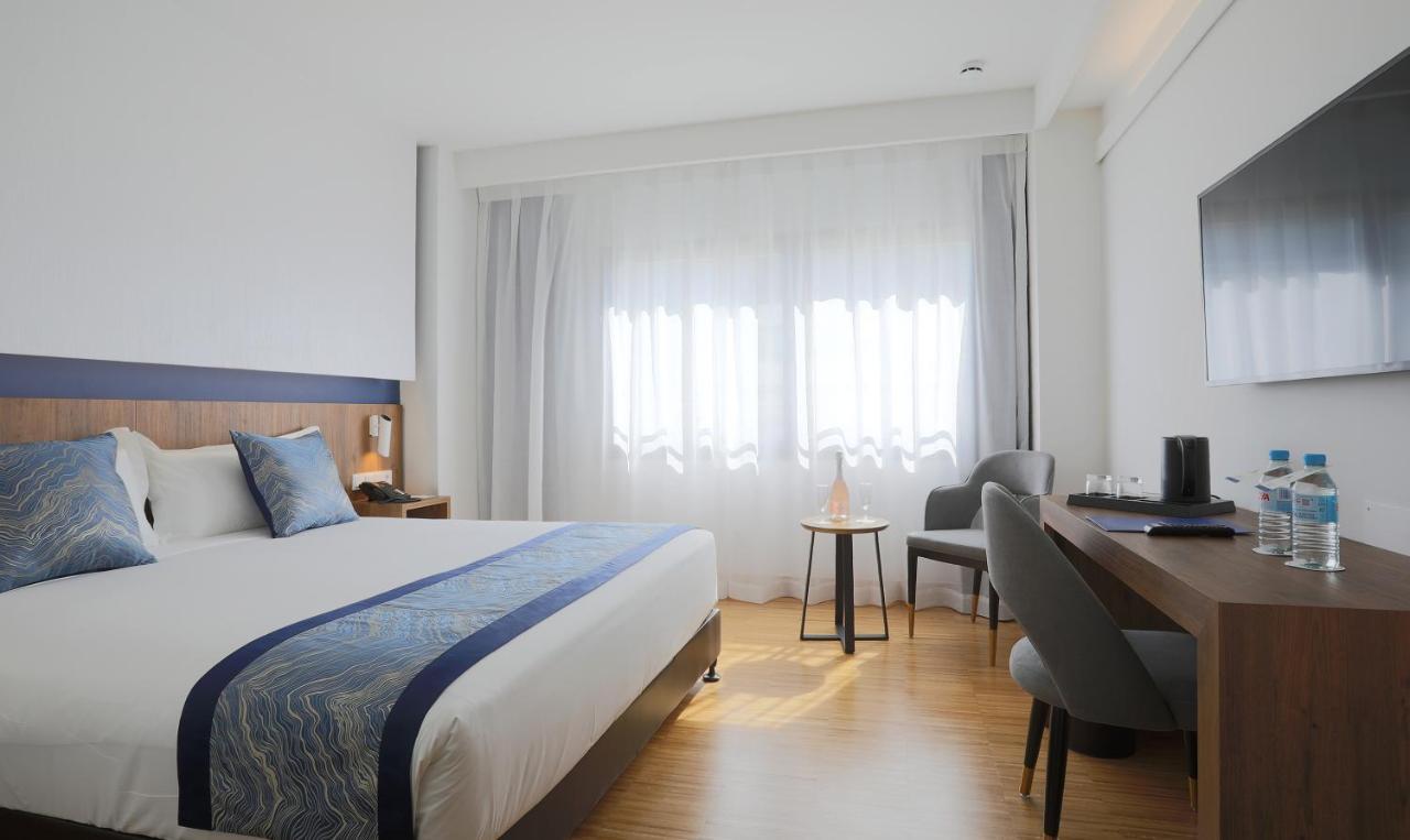 Hotel Villa Odon Villaviciosa de Odón Екстериор снимка